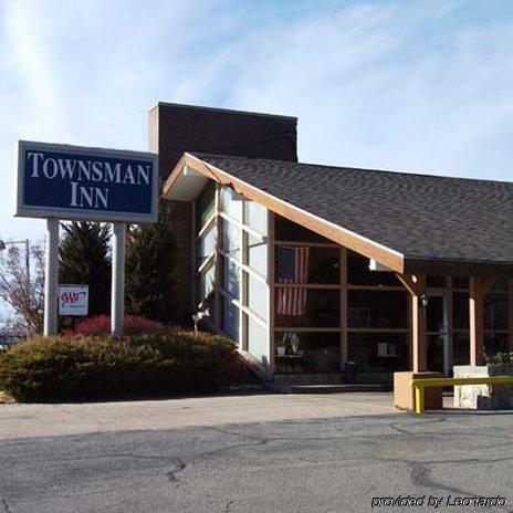Townsman Inn Larned Dış mekan fotoğraf